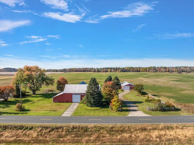 $399,900 | 9665 Chase Road, Montague, MI 49437