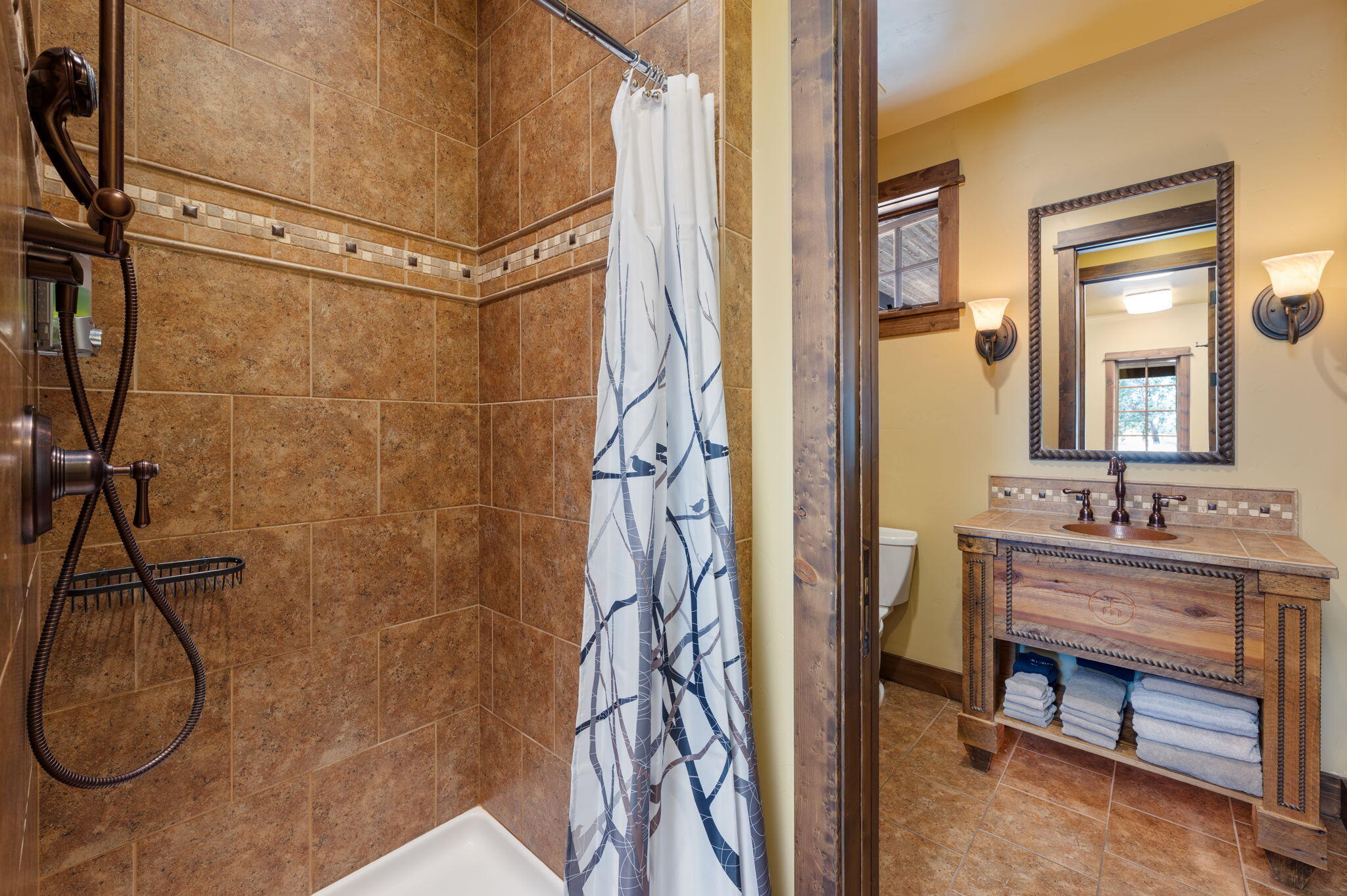71285 Holmes Road Sisters, OR 97759 - Photo 46 of 123 045