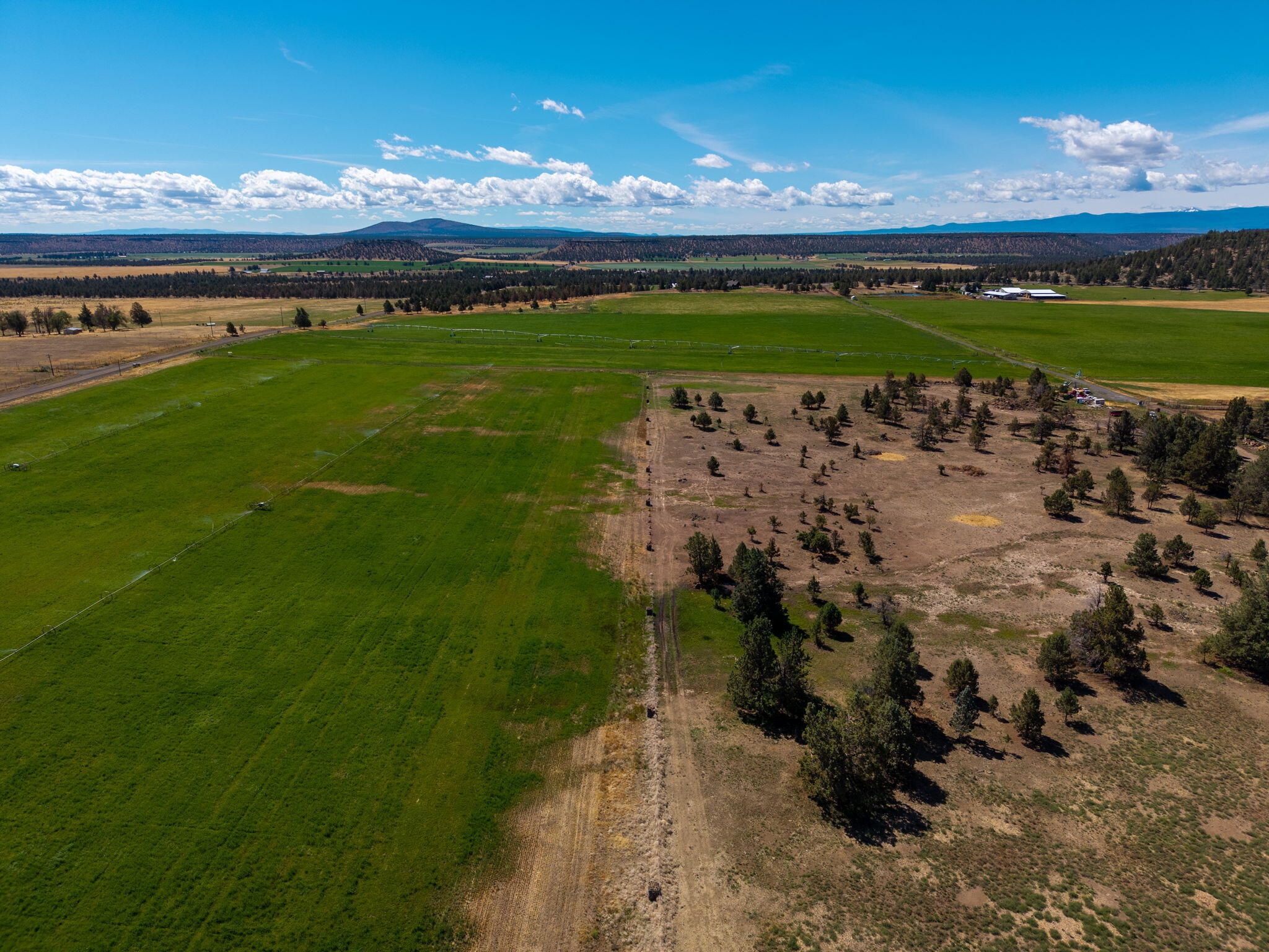 71285 Holmes Road Sisters, OR 97759 - Photo 73 of 123 a view of a golf course of a lake