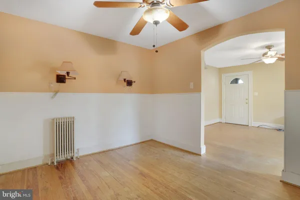 $2,500 | 3812 16th Street South, Arlington, VA 22204