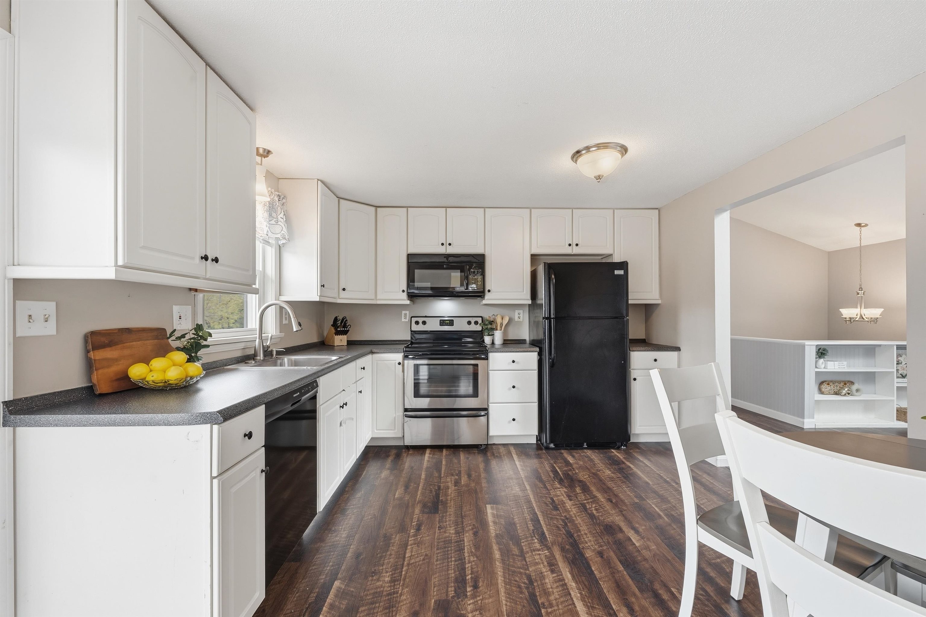 1 Matthew Drive, Unit L Derry, NH 03038 - Photo 10 of 38