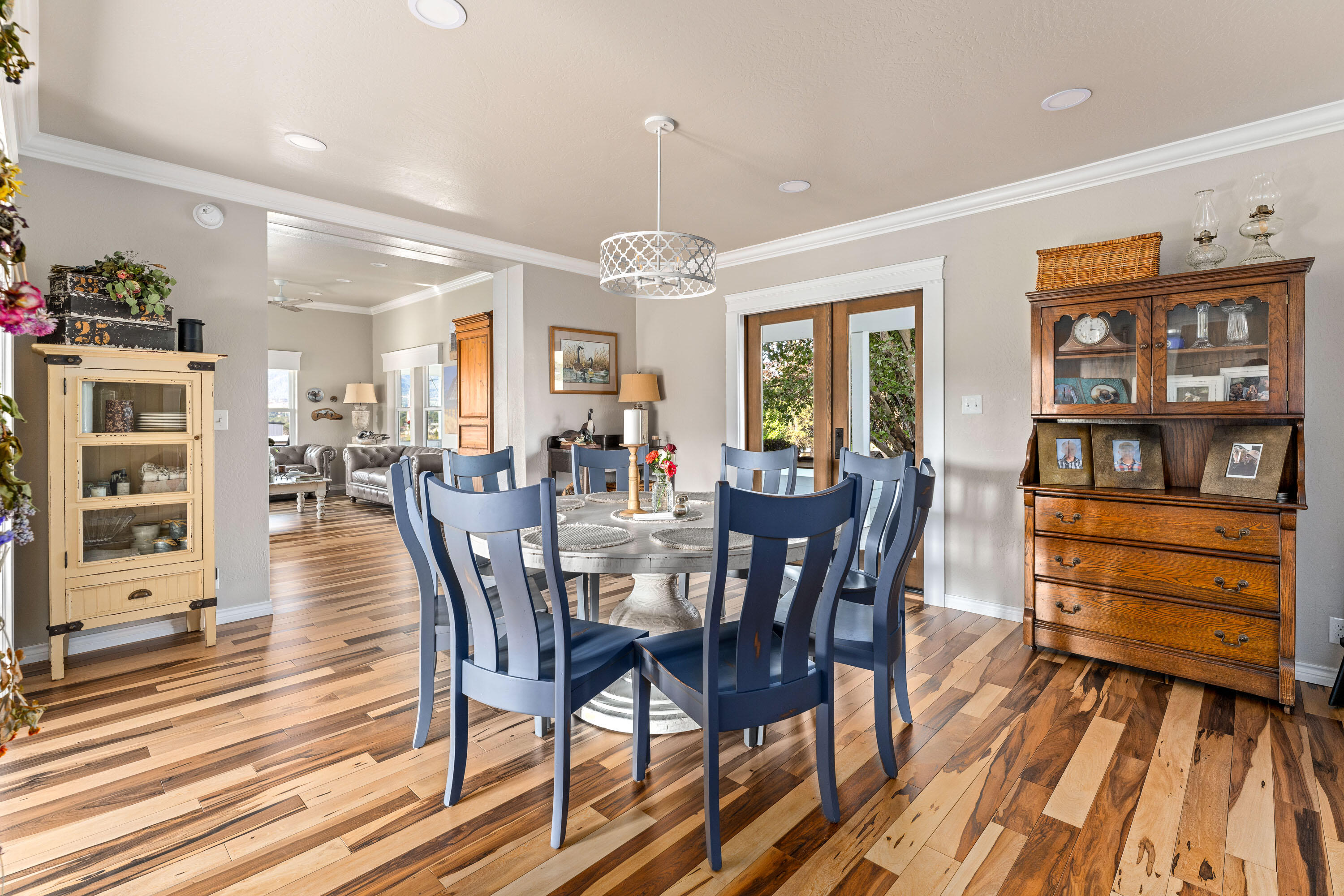 995 Suncrest Road Talent, OR 97540 - Photo 13 of 96 a view of a dining room with furniture window and wooden floor