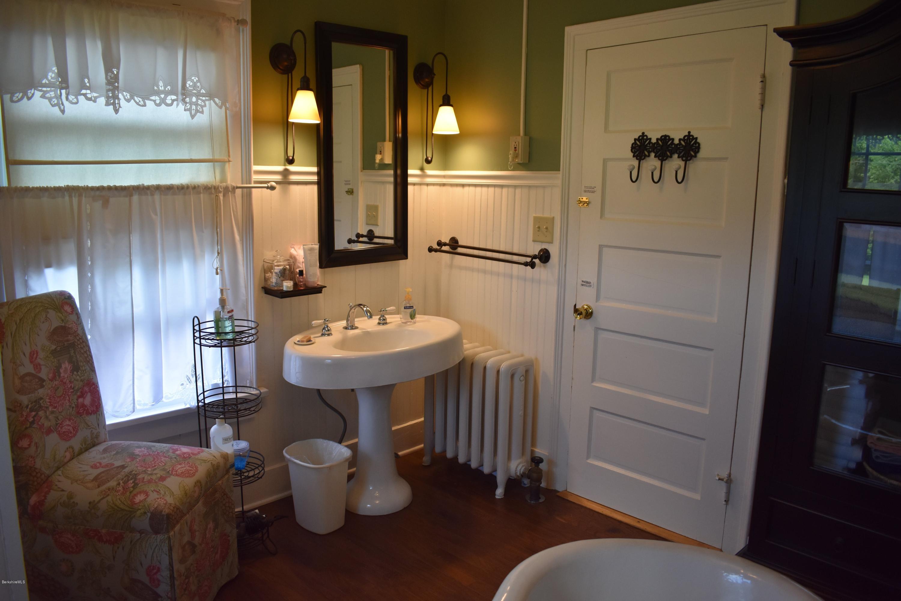 725 North State Road Cheshire, MA 01225 - Photo 15 of 35 269c467c-98d6-48e0-90d3-8e0f59217be3