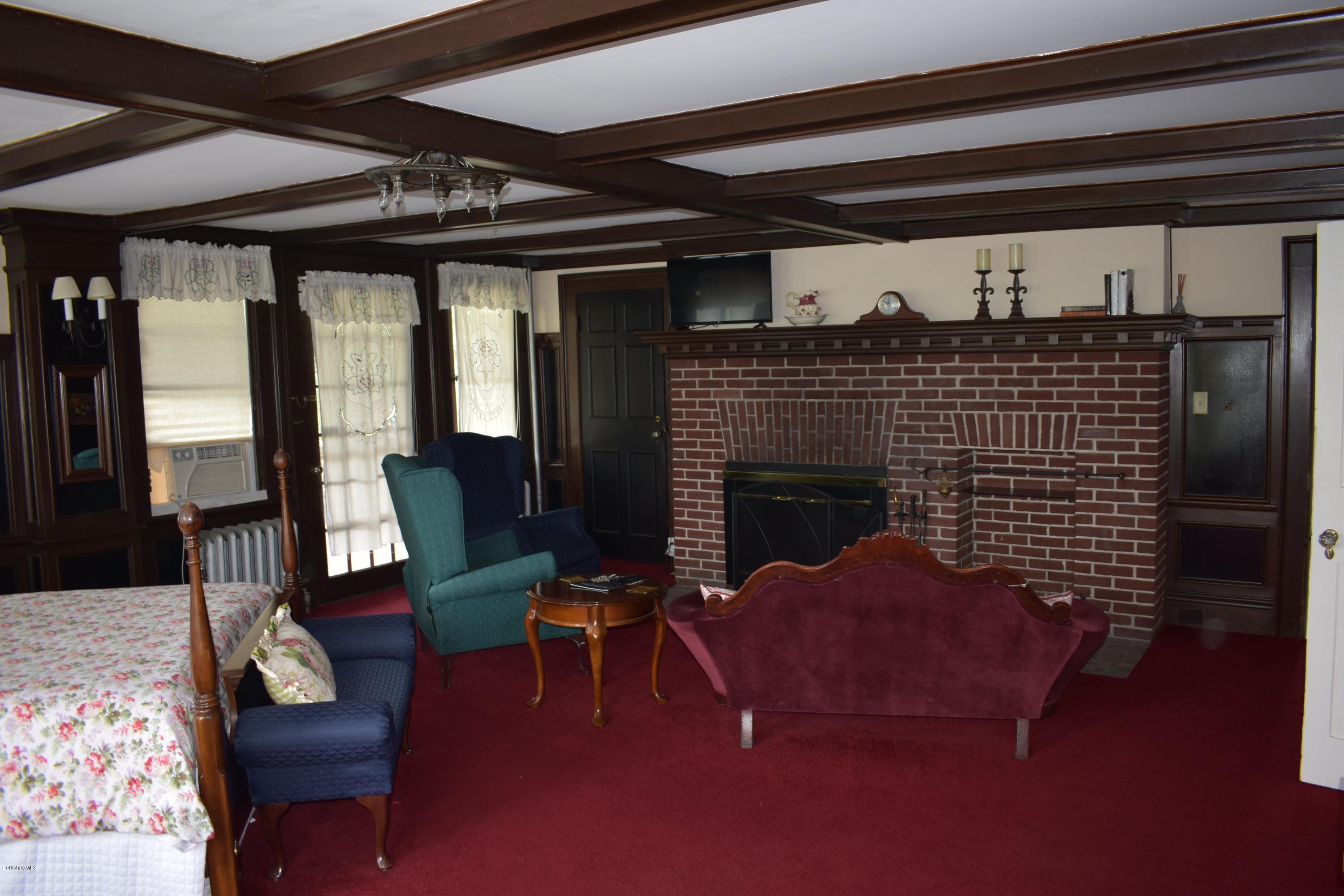 725 North State Road Cheshire, MA 01225 - Photo 18 of 35 139f17cc-7d81-40e8-a6d5-105dfd6f551b