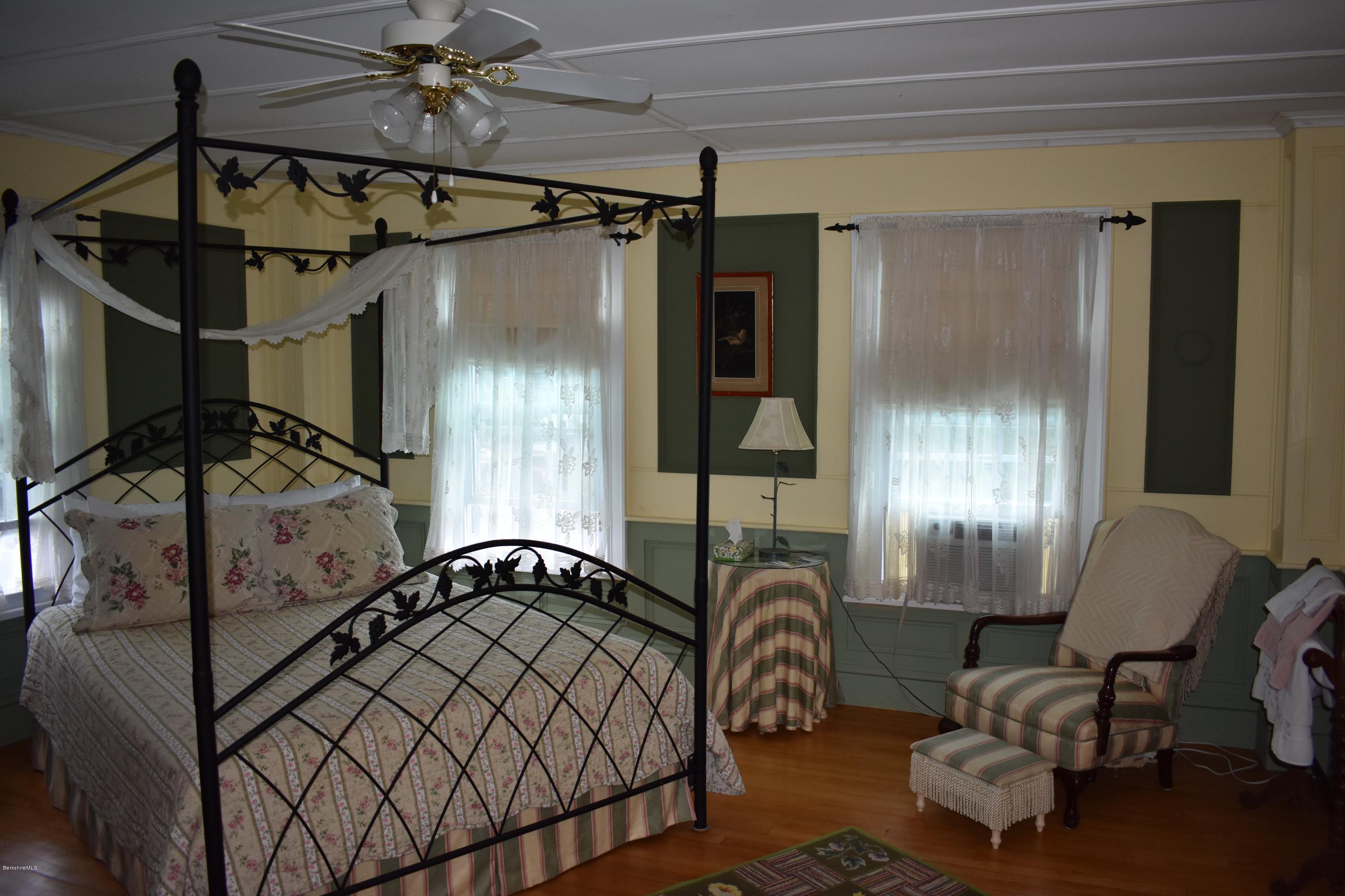 725 North State Road Cheshire, MA 01225 - Photo 20 of 35 80e06176-e0b0-4a17-8064-f761b56072e1
