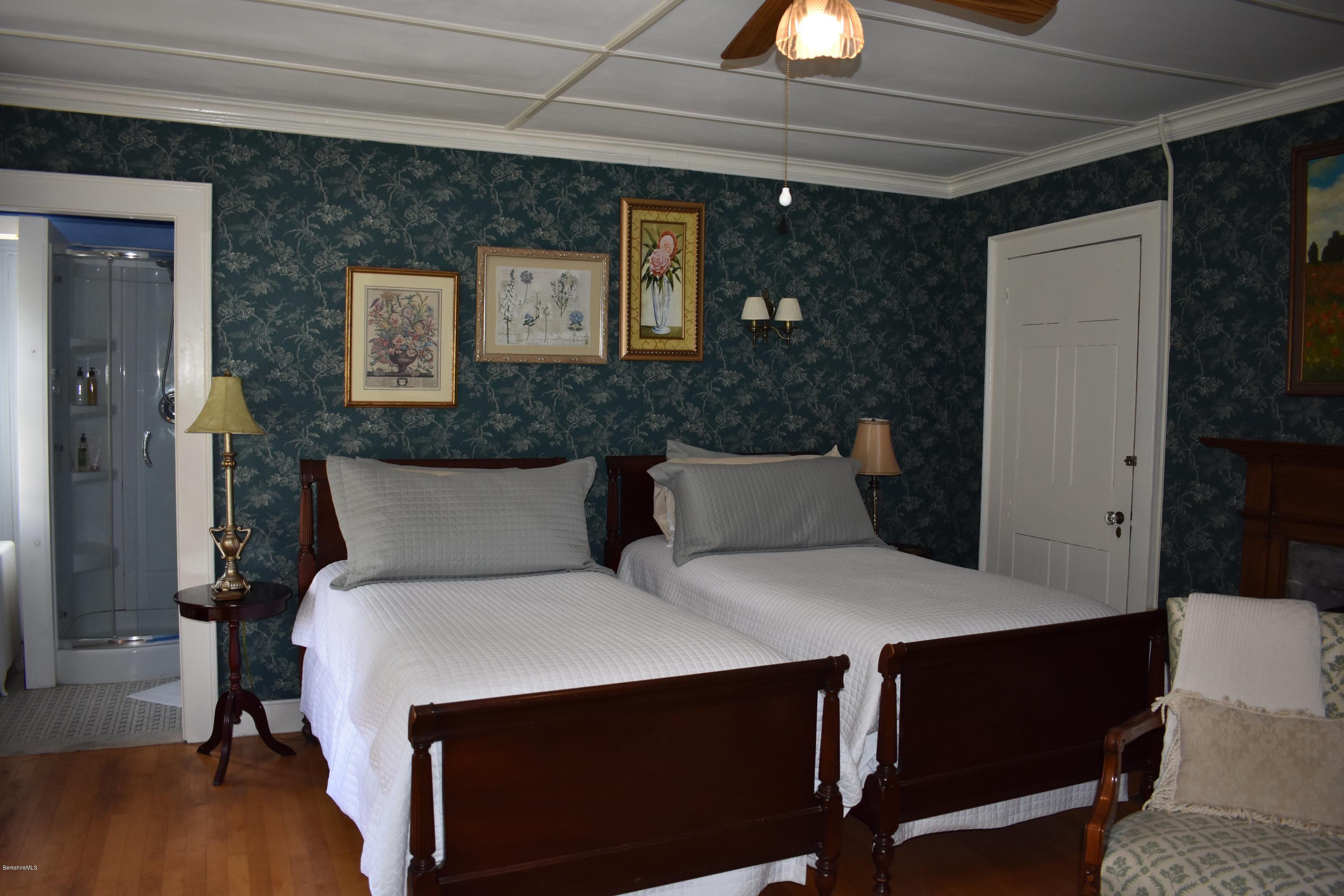 725 North State Road Cheshire, MA 01225 - Photo 22 of 35 5911e064-d237-4555-89fc-ac037c113941