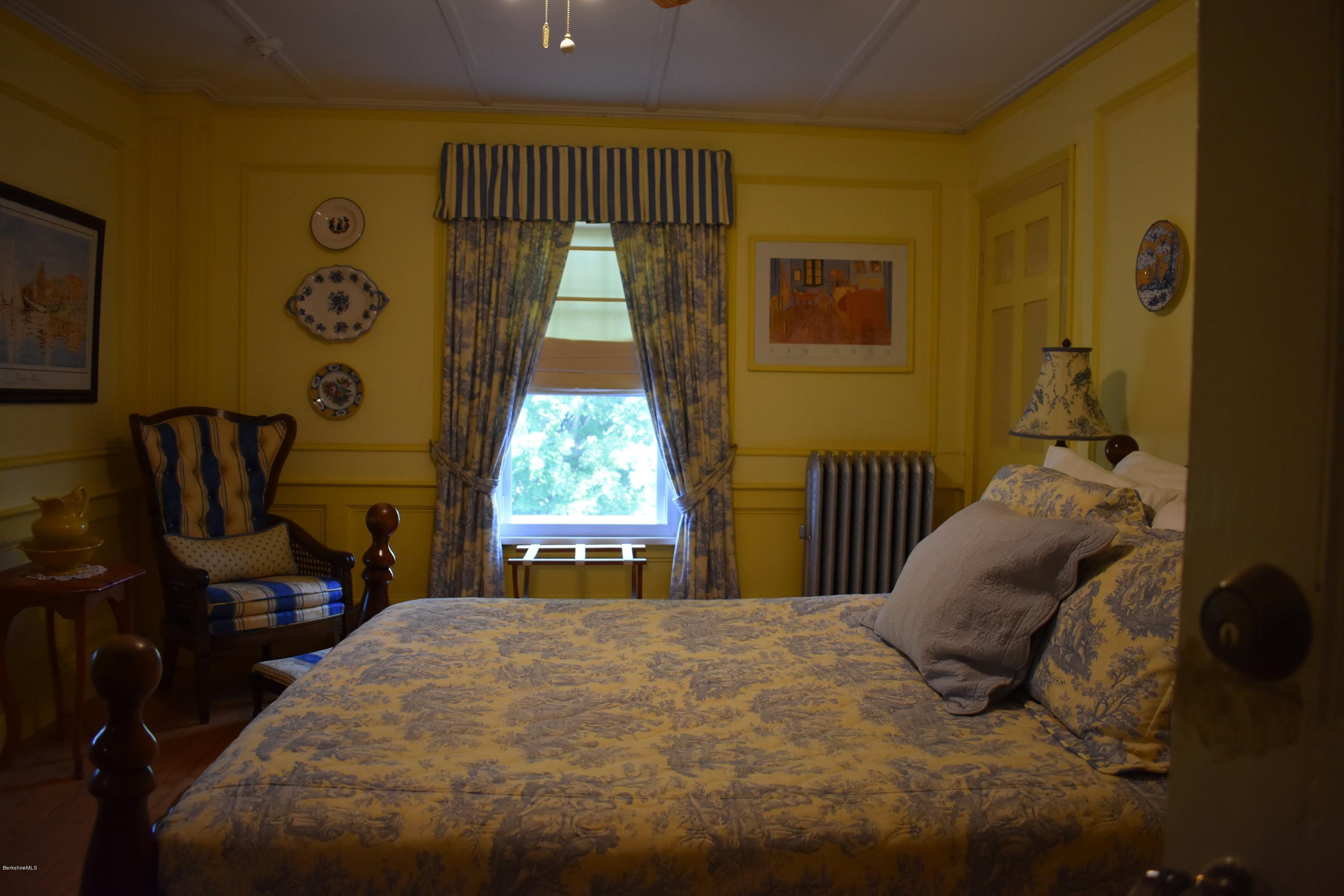 725 North State Road Cheshire, MA 01225 - Photo 25 of 35 a5b18213-d1ab-4c06-97f0-5d0b7bddf586