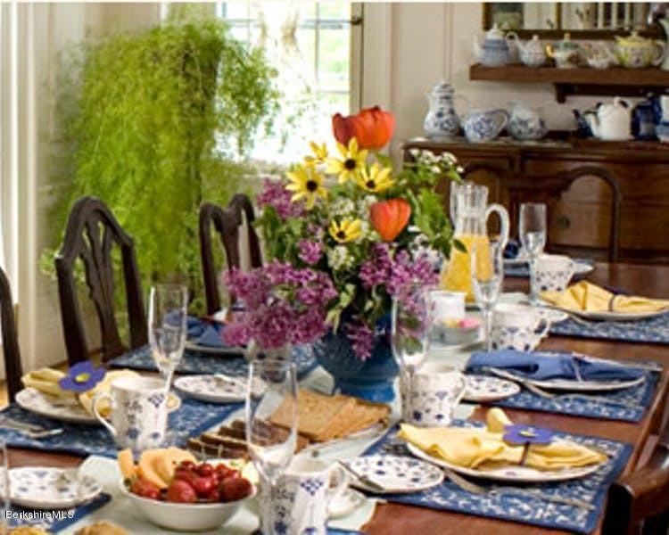725 North State Road Cheshire, MA 01225 - Photo 9 of 35 Dining Room