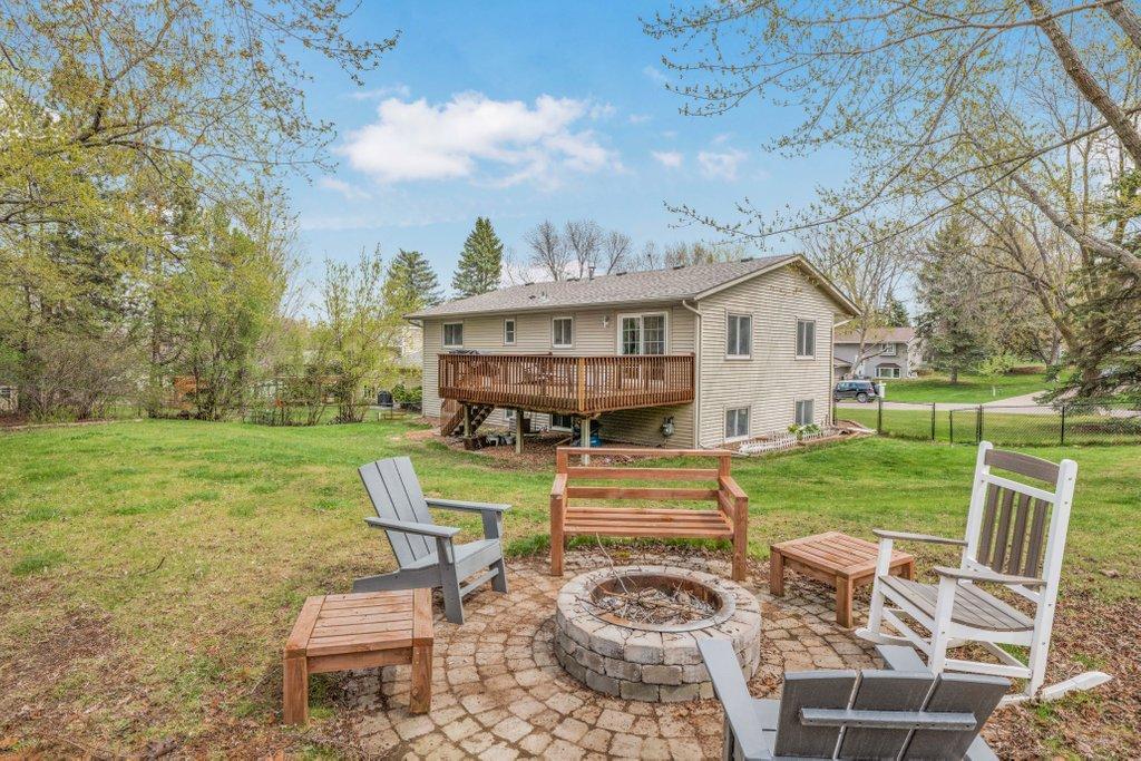9351 Yucca Lane North Maple Grove, MN 55369 - Photo 4 of 24