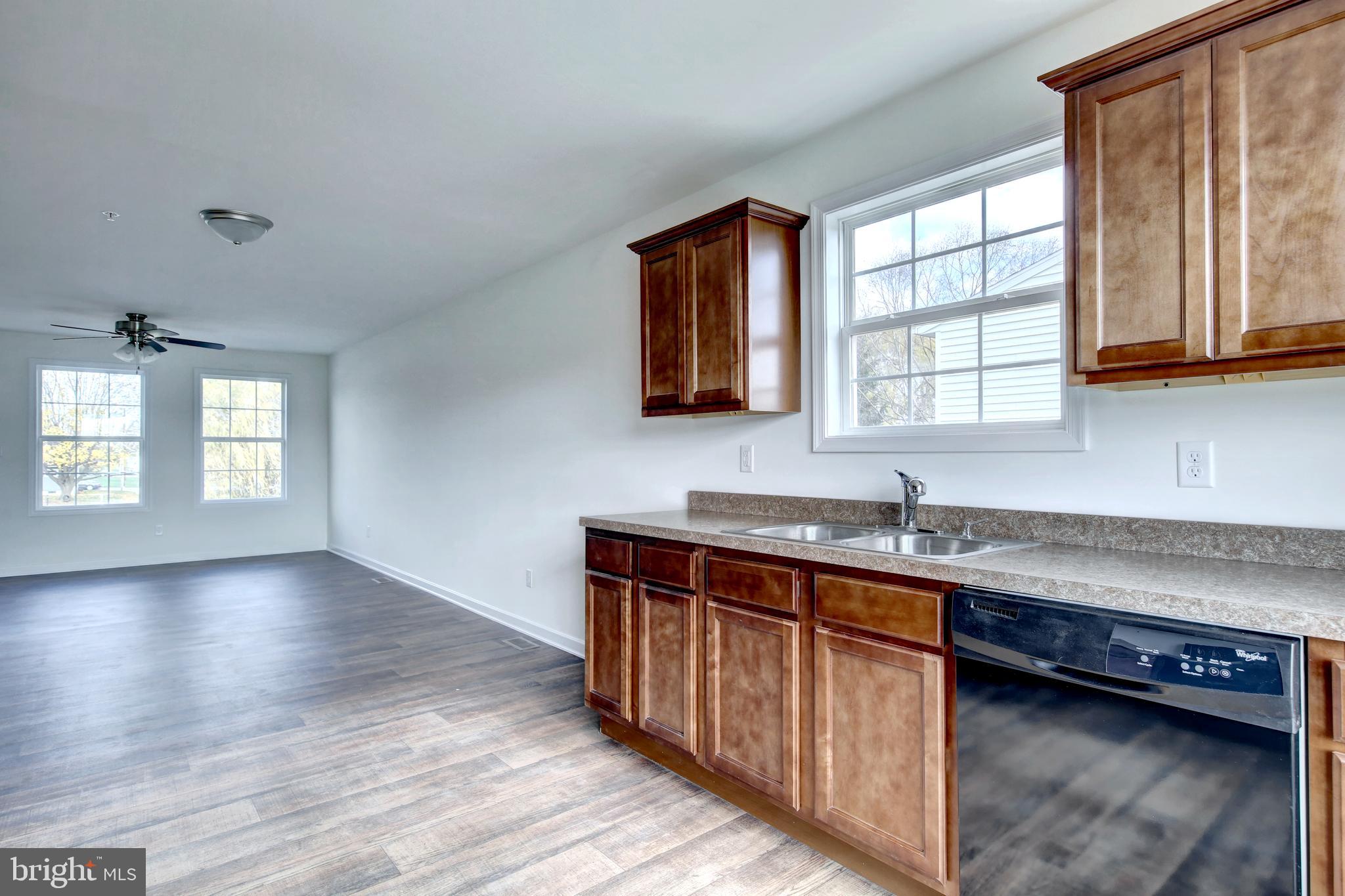 88 Brookside Avenue Hanover, PA 17331 - Photo 13 of 33