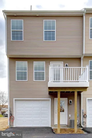$1,906 | 88 Brookside Avenue, Hanover, PA 17331