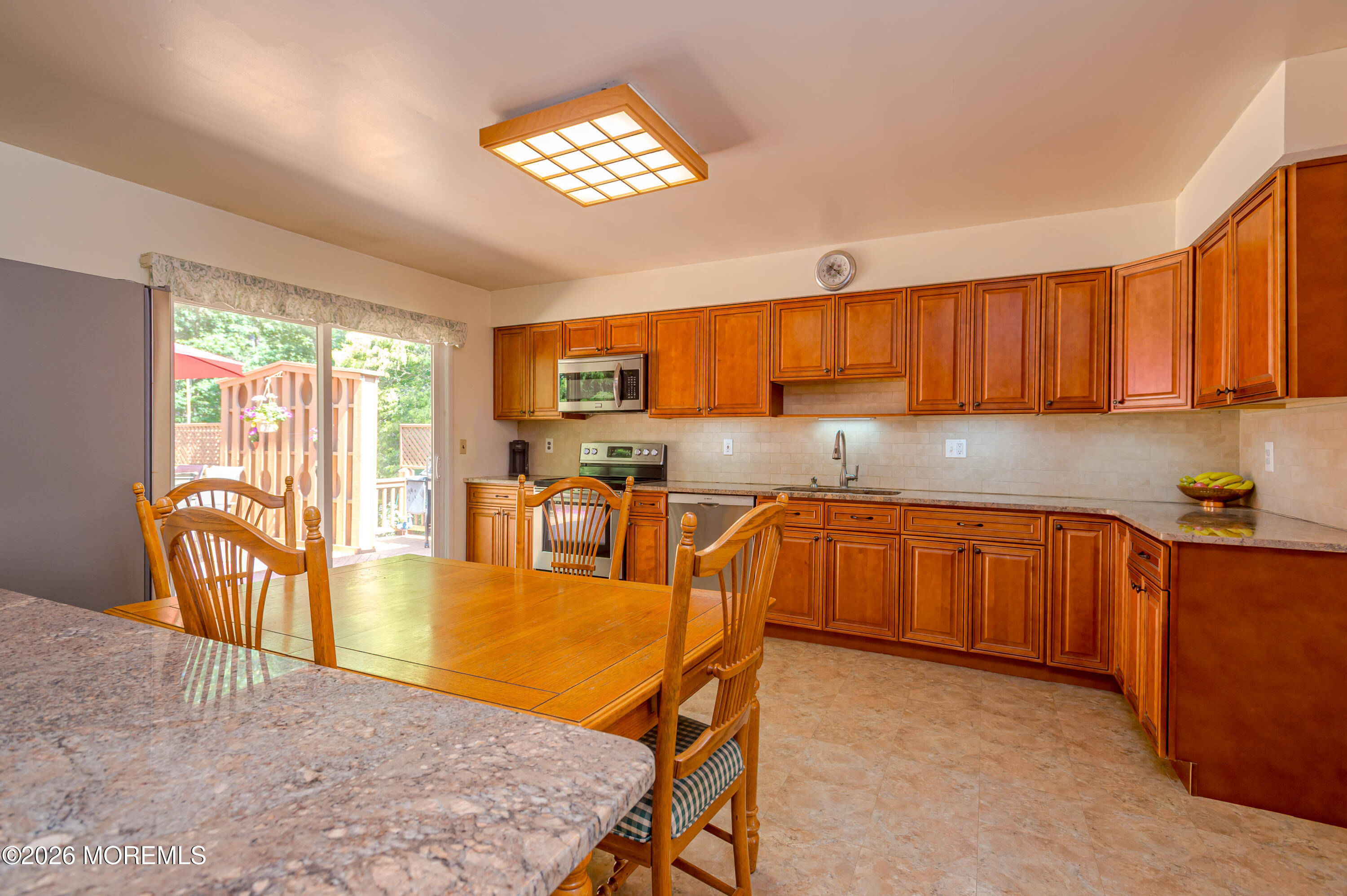 330 Diamond Road Jackson, NJ 08527 - Photo 11 of 27 LR-9244