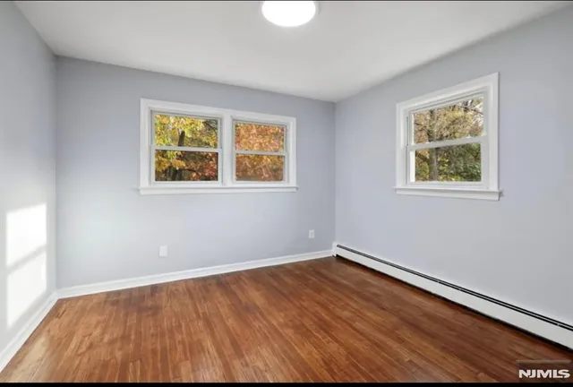 $2,550 | 162 East Fairmount Avenue, Unit 2, Maywood, NJ 07607