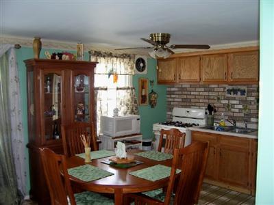 747 North Rensselaer Avenue Griffith, IN 46319 - Photo 4 of 7 Gallery Image 4