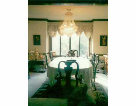 10119 Deer View Point Road Wexford, PA 15090 - Photo 3 of 5 Dining Room.