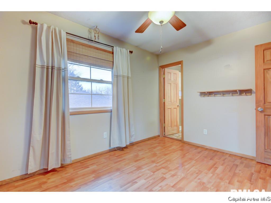 3209 Angelo Springfield, IL 62707 - Photo 14 of 36