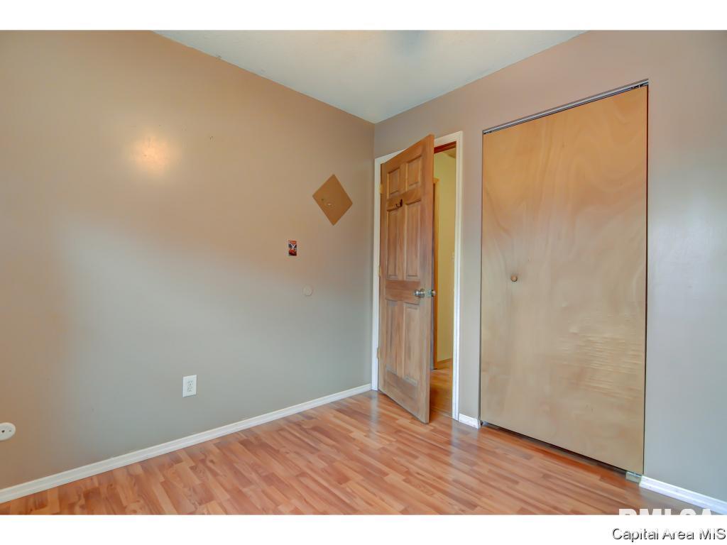 3209 Angelo Springfield, IL 62707 - Photo 20 of 36