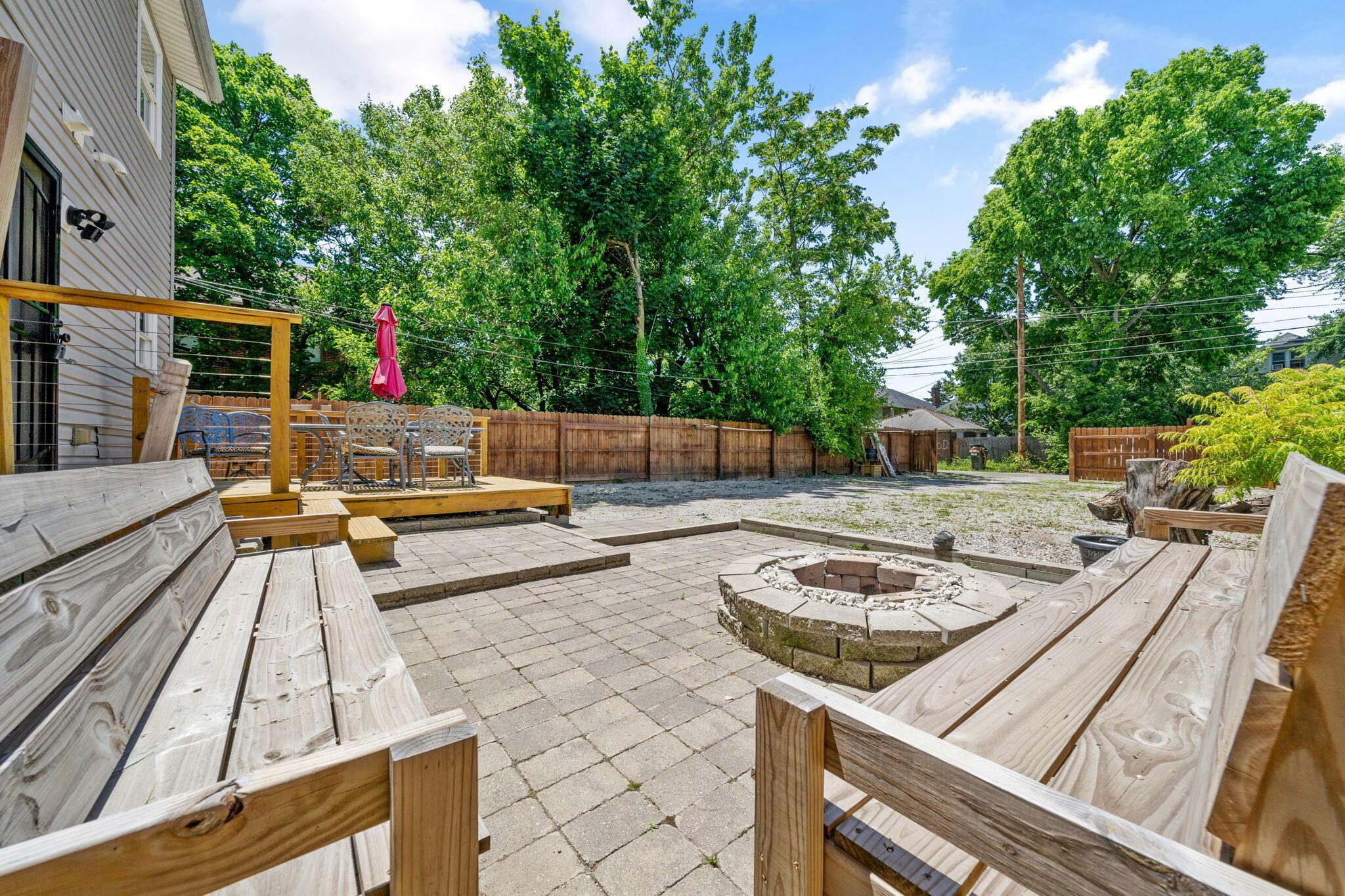 1015 Lockbourne Road Columbus, OH 43206 - Photo 4 of 32 Gallery Image 4