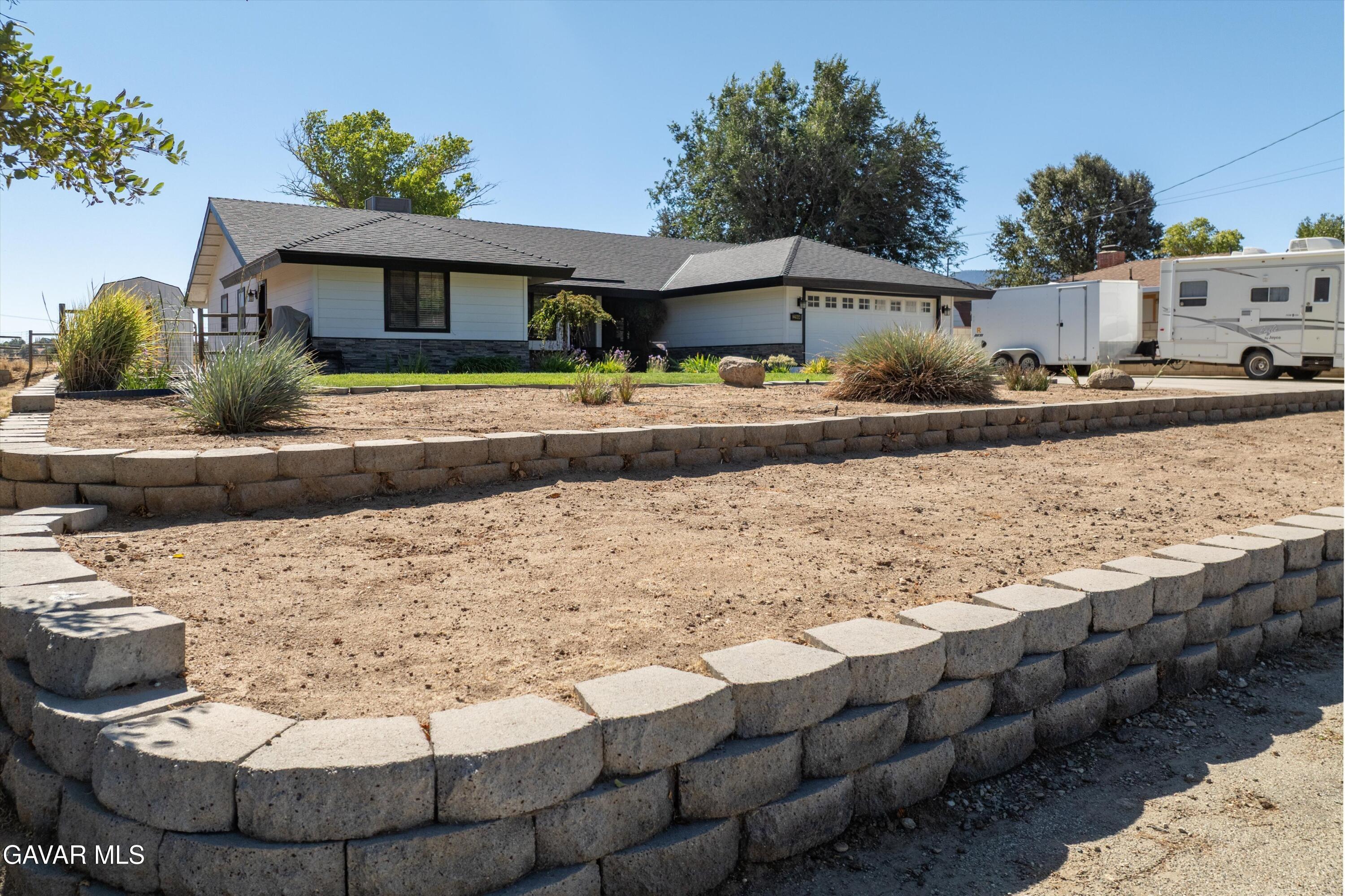 22904 Clover Spring Place Tehachapi, CA 93561 - Photo 28 of 41 39-DJI_0148-HDR