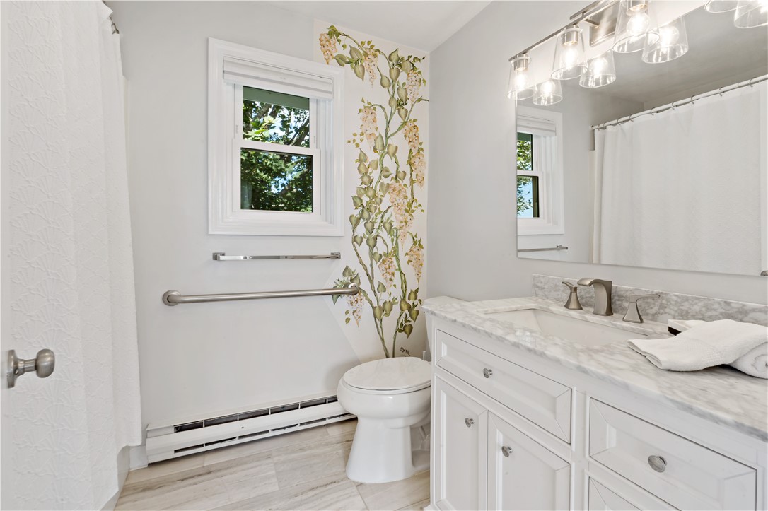 18 Warren Avenue Middletown, RI 02842 - Photo 22 of 30