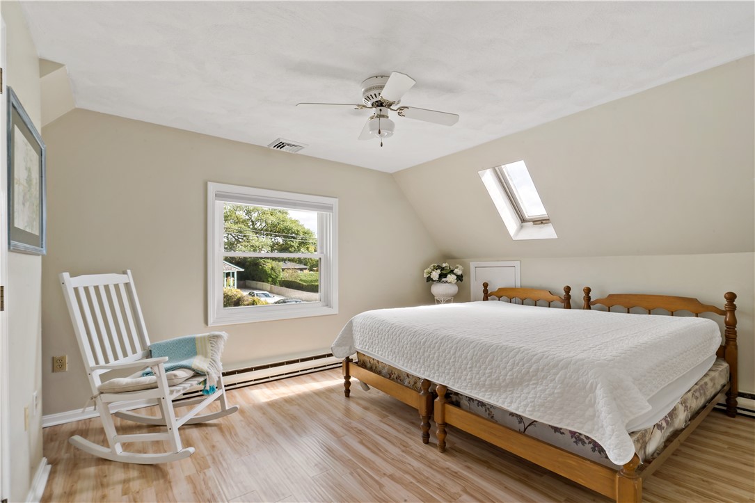 18 Warren Avenue Middletown, RI 02842 - Photo 23 of 30