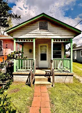 $130,000 | 1319 Pailet Avenue, Harvey, LA 70058