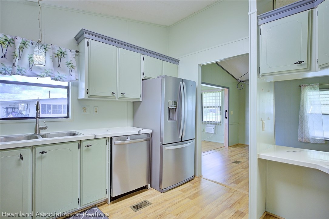 1516 Caribbean Road Sebring, FL 33870 - Photo 12 of 49 Gallery Image 12