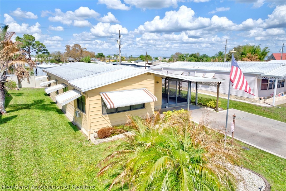 1516 Caribbean Road Sebring, FL 33870 - Photo 3 of 49 Gallery Image 3