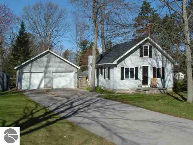 4049 Five Mile Road Traverse City, MI 49686 - Photo 1 of 17 1748846.JPG