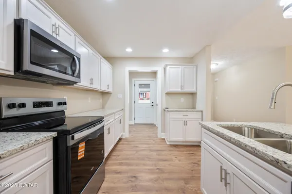 $299,900 | 70 Derek Drive, Lexington, TN 38351