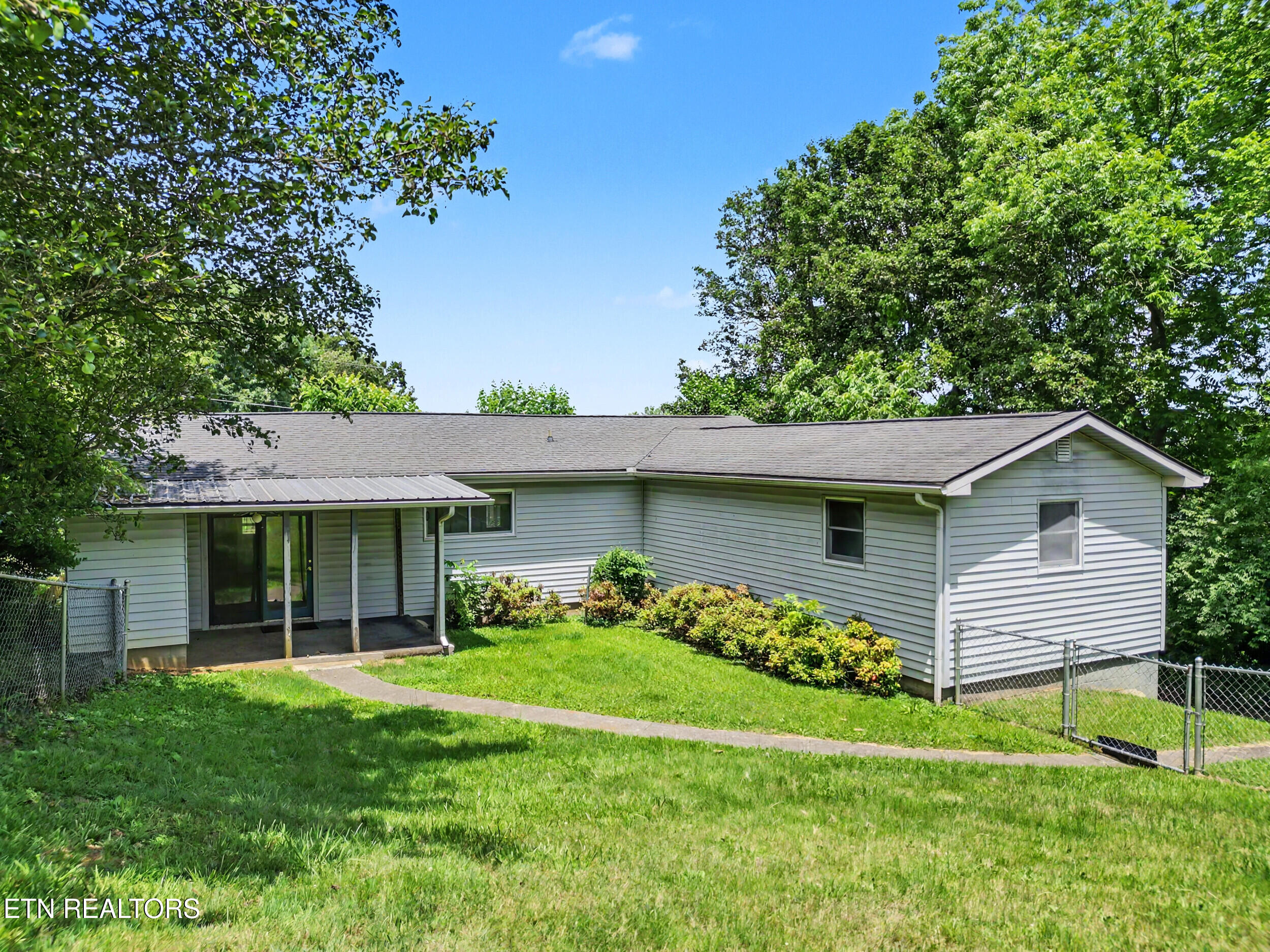 515 Morrell Street Newport, TN 37821 - Photo 8 of 44 4_dji_0144