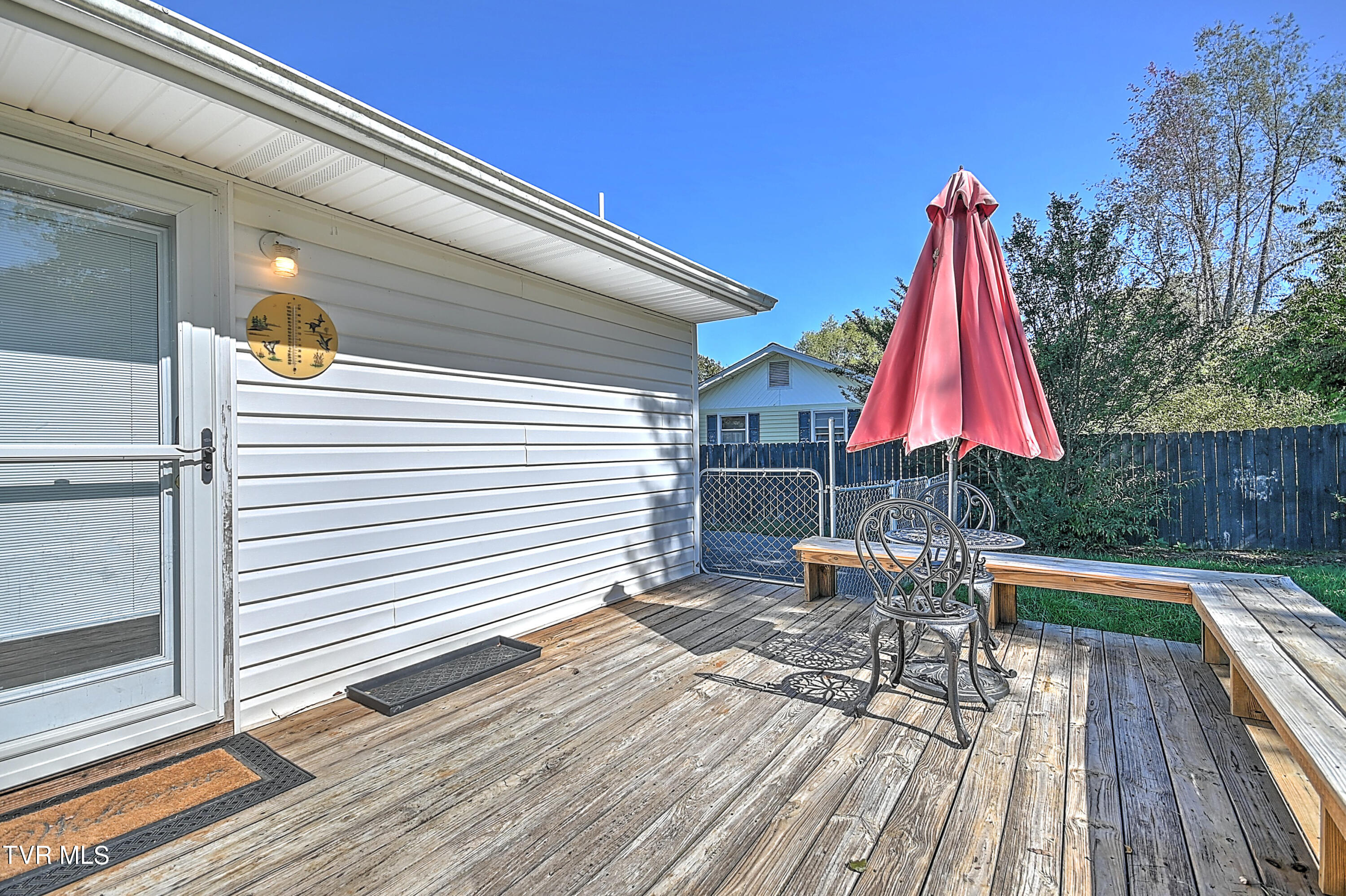 107 Walnut Road Bristol, TN 37620 - Photo 24 of 35 Walnut Exterior-8