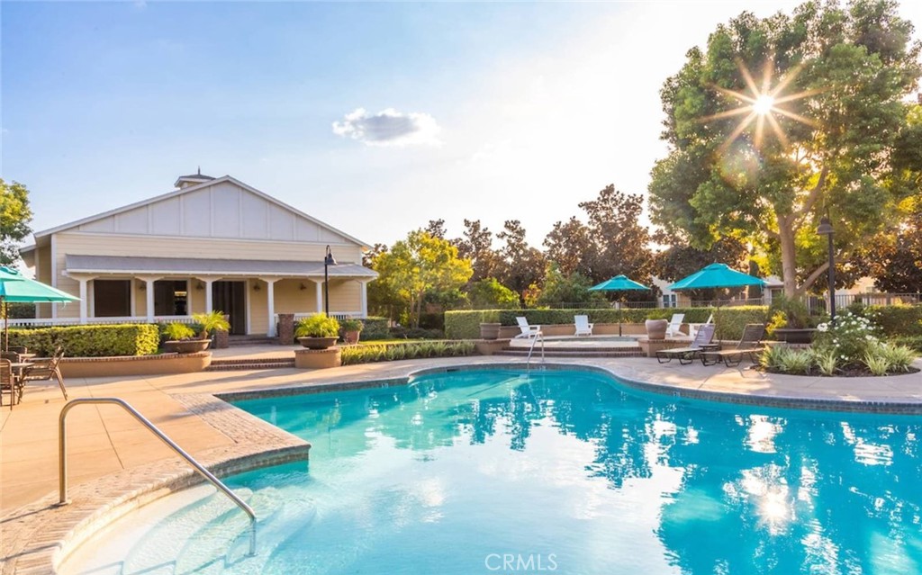 3103 South Hampton Way Ontario, CA 91761 - Photo 11 of 20 Clubhouse and pool