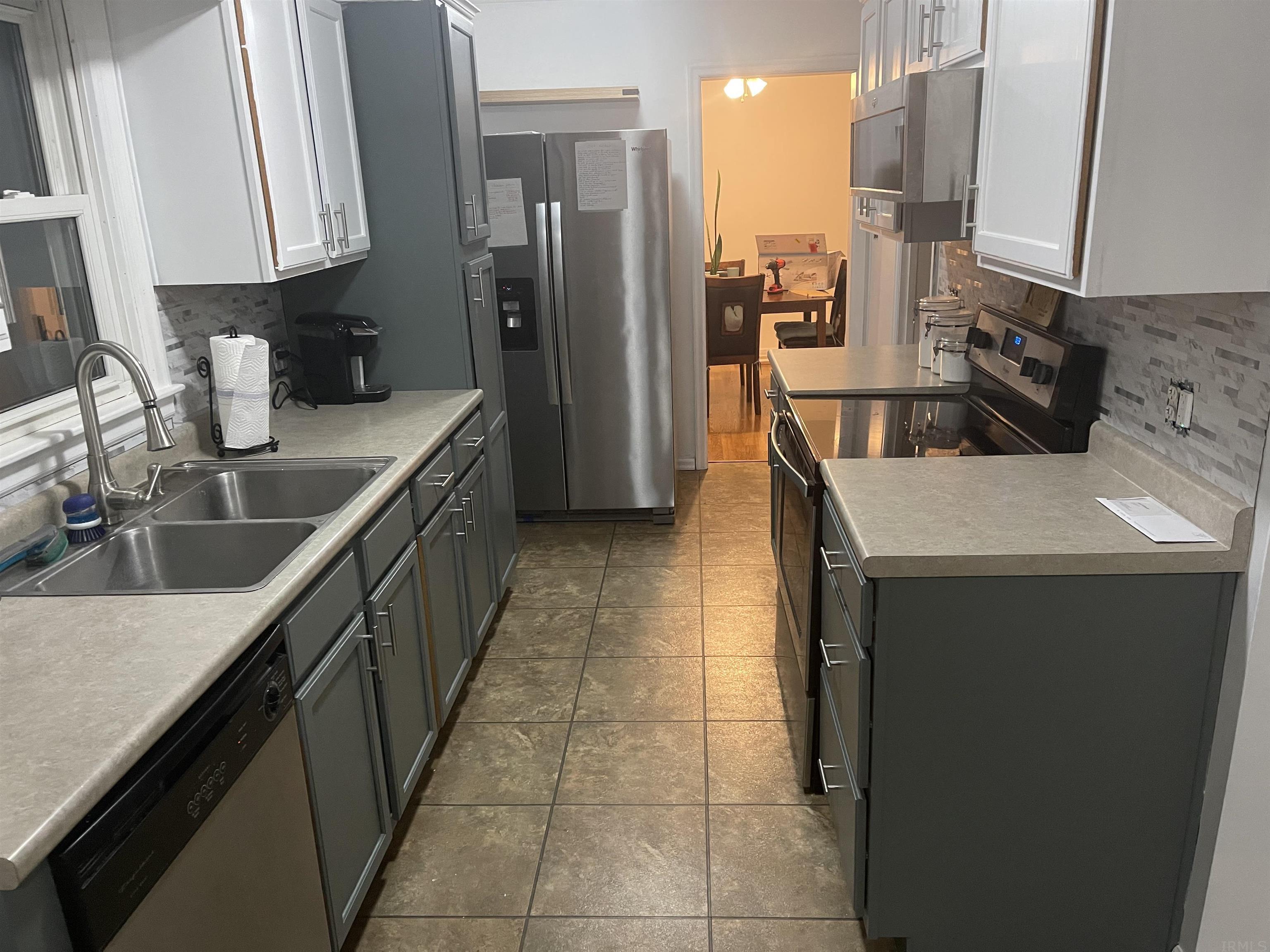 563 South Main Street Roanoke, IN 46783 - Photo 10 of 28