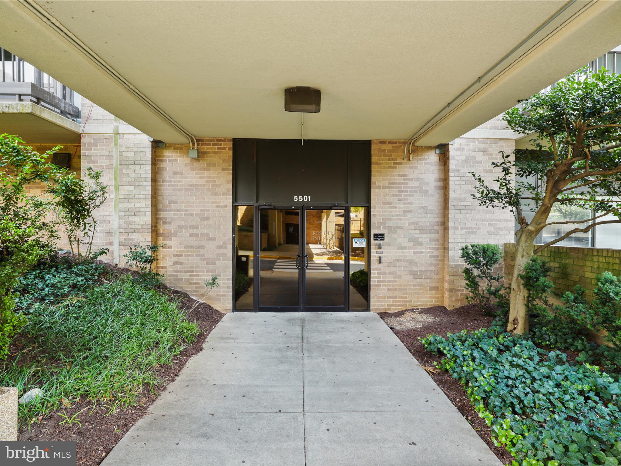 5501 Seminary Road, Unit 603S Falls Church, VA 22041 - Photo 7 of 44 Gallery Image 7