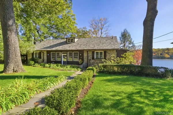 $2,100,000 | 50 Cove Road, South Salem, NY 10590