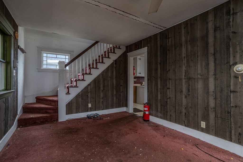 14 Waucantuck Road Worcester, MA 01606 - Photo 13 of 29 Gallery Image 13