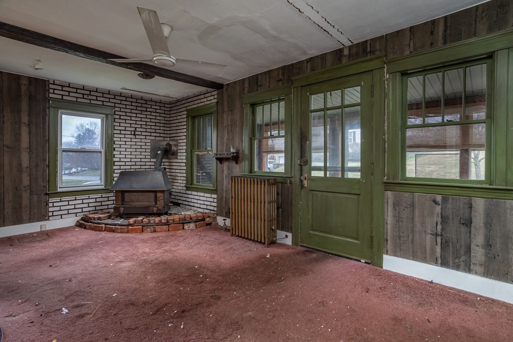 14 Waucantuck Road Worcester, MA 01606 - Photo 10 of 29 Gallery Image 10