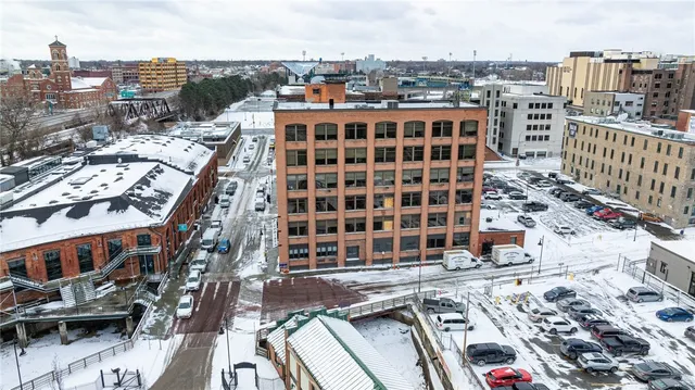 $1,800 | 64 Commercial Street, Unit 104, Rochester, NY 14614