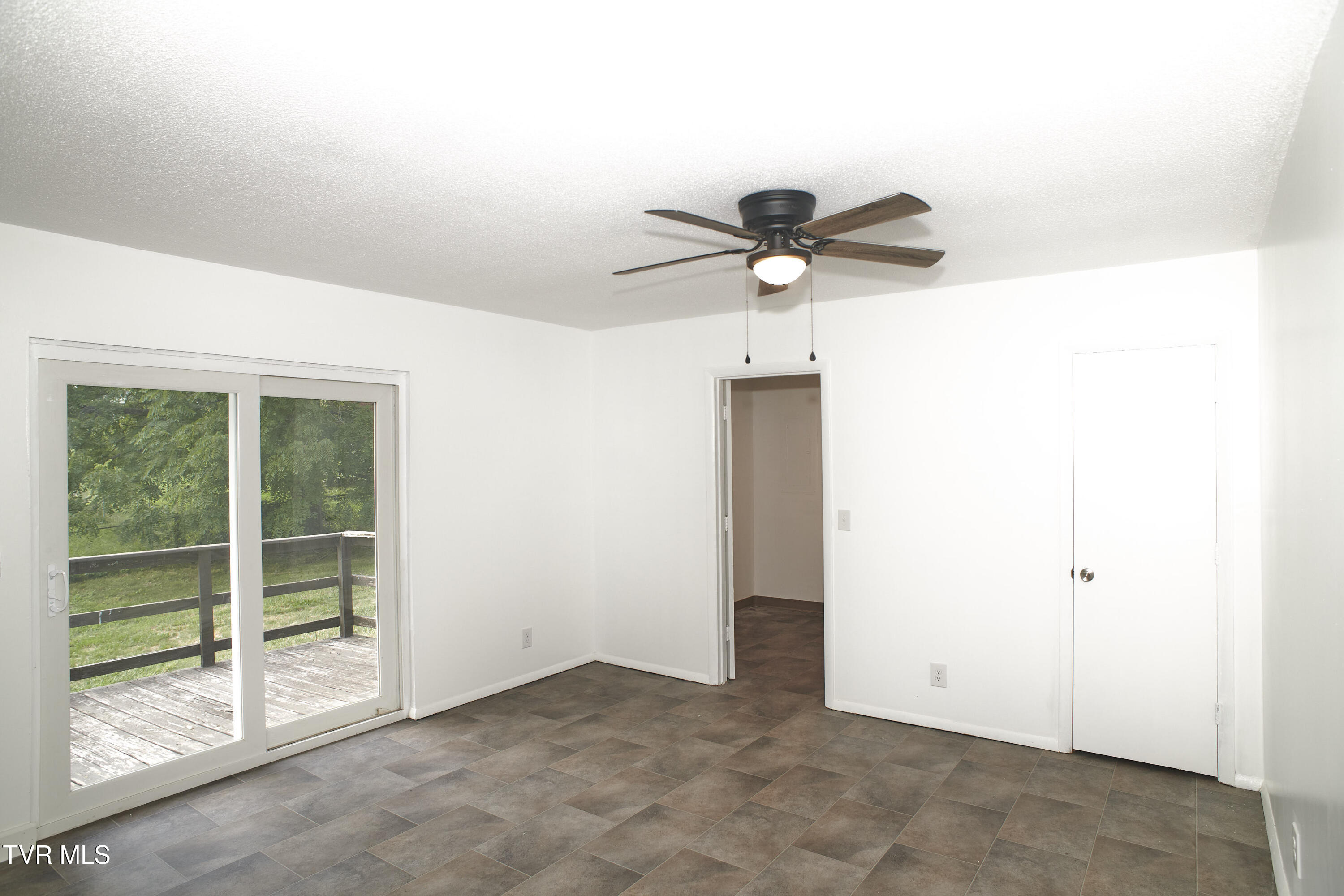 113 Midway Street Gray, TN 37615 - Photo 8 of 24 shelly