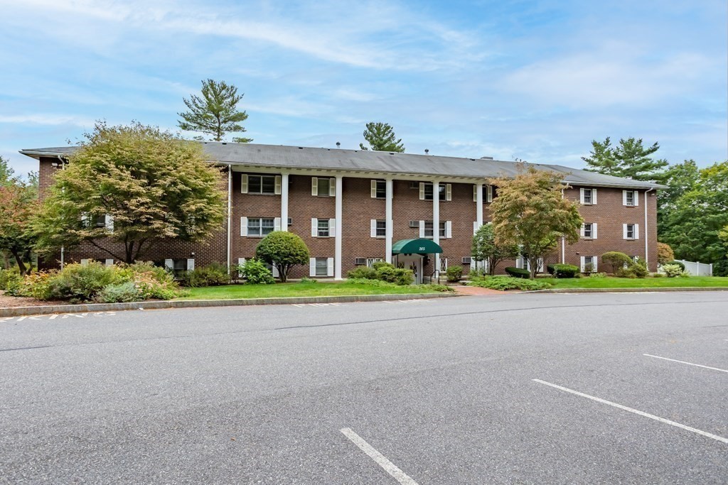 205 Great Road, Unit B1 Acton, MA 01720 - Photo 14 of 36