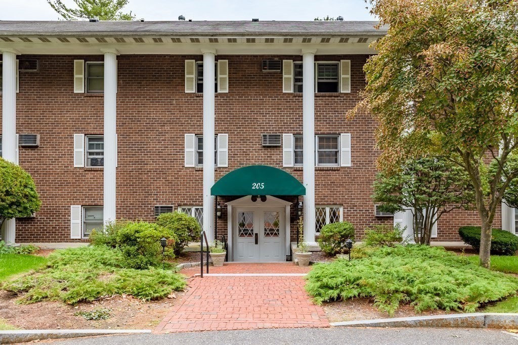 205 Great Road, Unit B1 Acton, MA 01720 - Photo 8 of 36