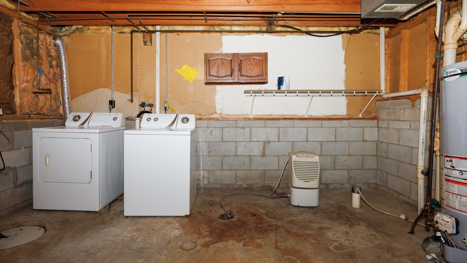 306 Judith Drive Normal, IL 61761 - Photo 31 of 40 a bathroom with a sink a toilet and shower