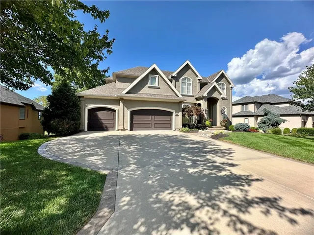 $1,179,900 | 20308 West 92nd Street, Lenexa, KS 66220