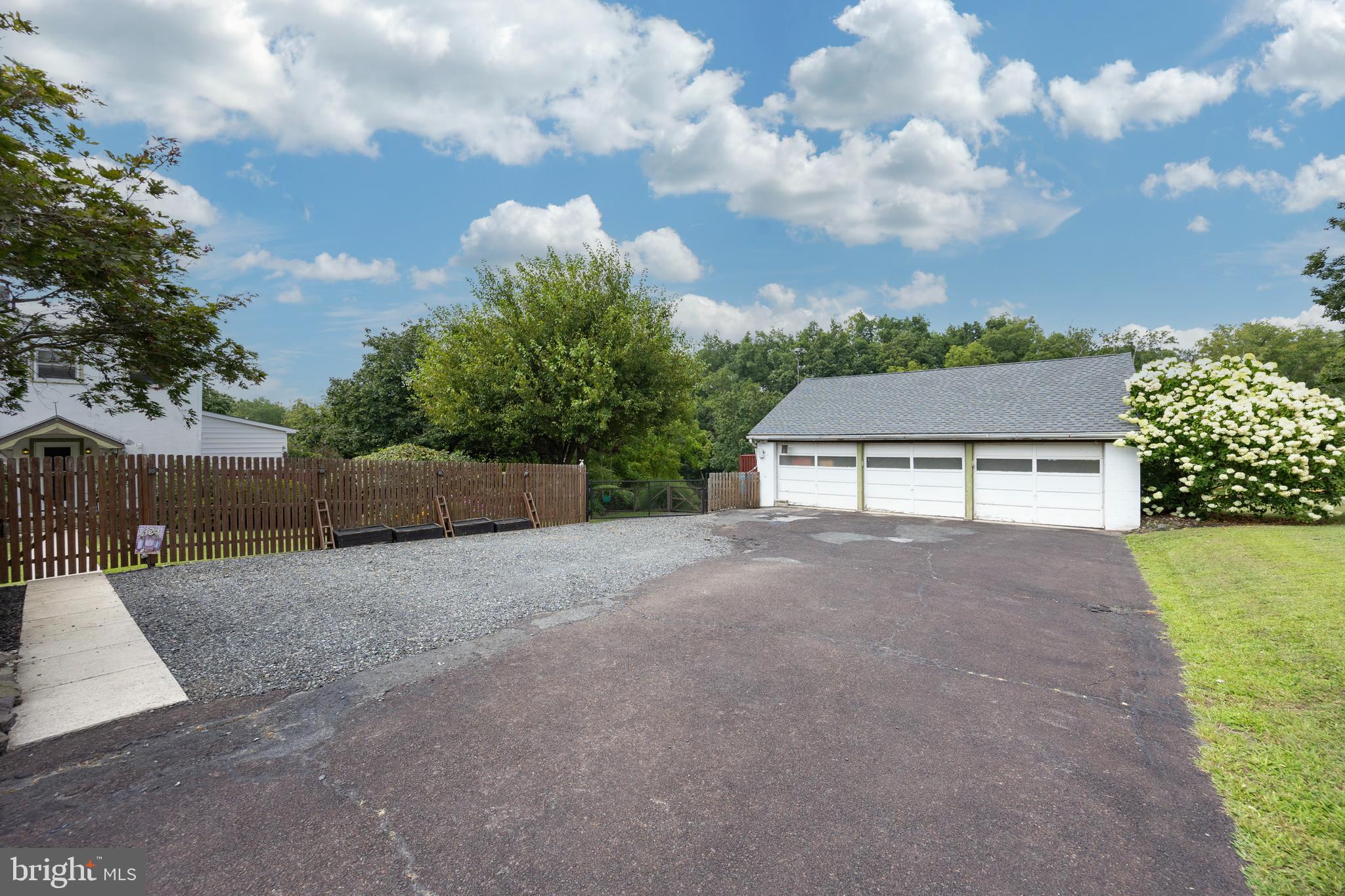 113 Big Road Perkiomenville, PA 18074 - Photo 12 of 53 Gallery Image 12