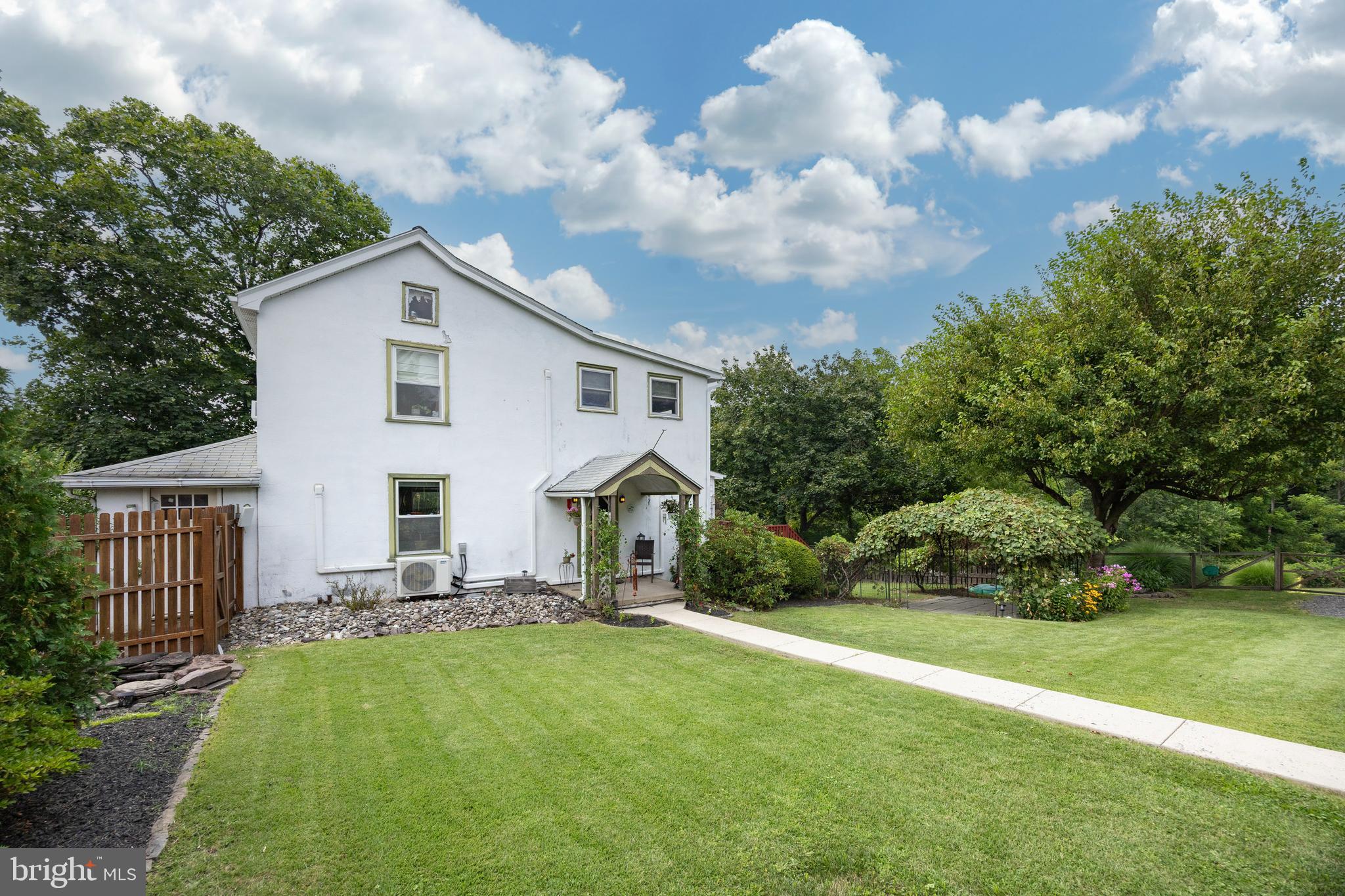 113 Big Road Perkiomenville, PA 18074 - Photo 2 of 53 Gallery Image 2
