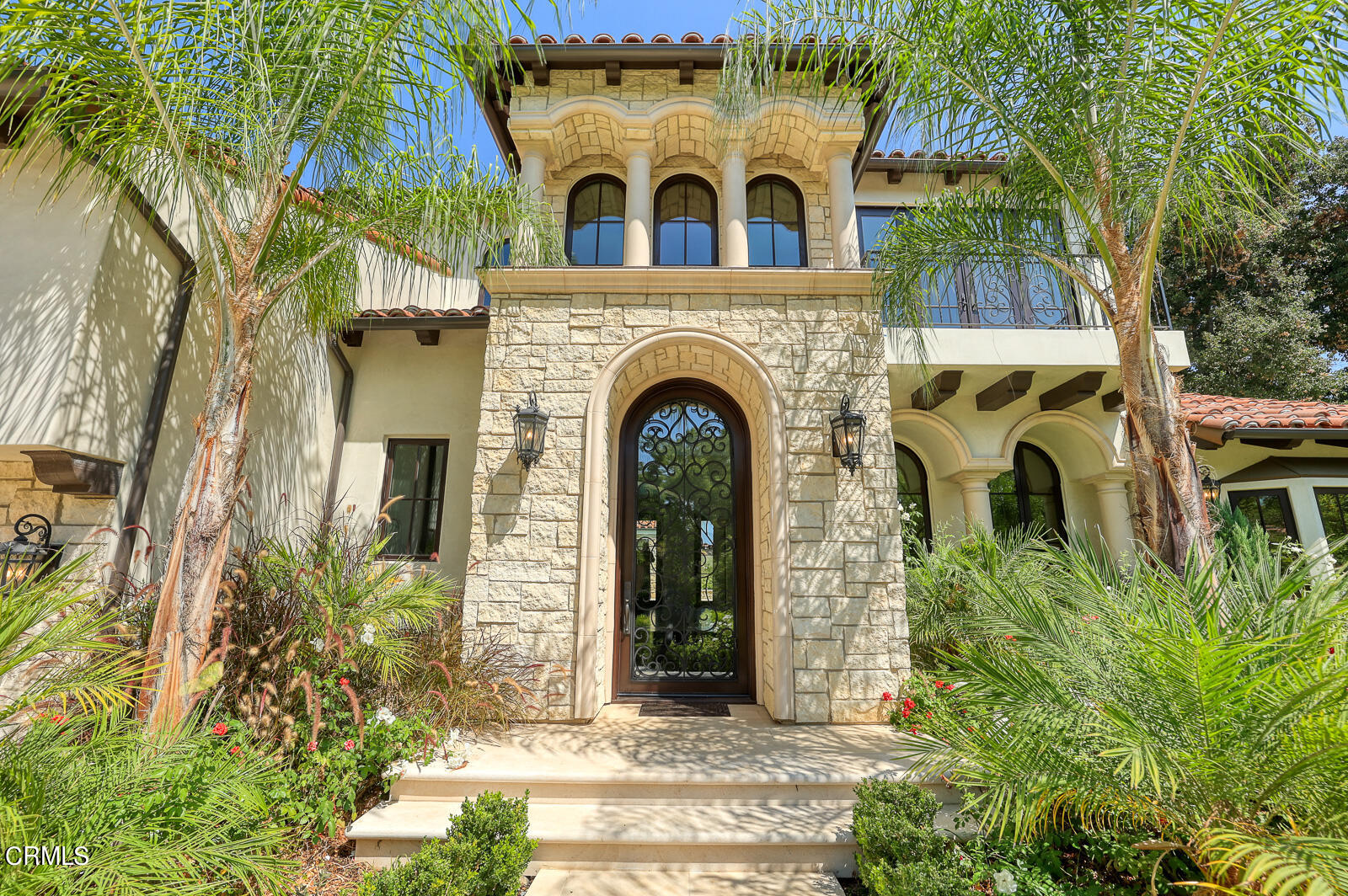 675 Elliott Drive Pasadena, CA 91106 - Photo 2 of 39 a view of building with garden