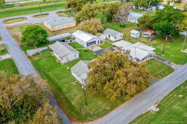 $269,900 | 206 South 2nd Street, Gueydan, LA 70542