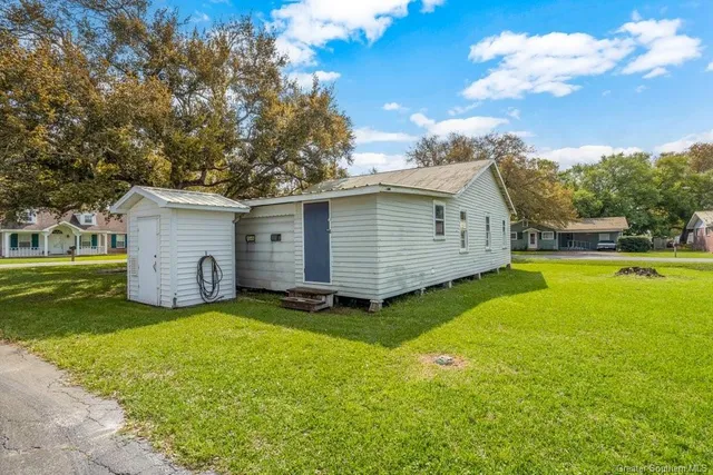 $269,900 | 206 South 2nd Street, Gueydan, LA 70542