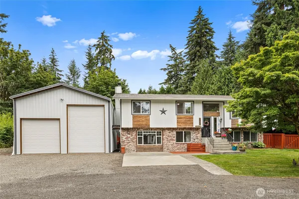 $749,900 | 10913 30th St Court East, Edgewood, WA 98372